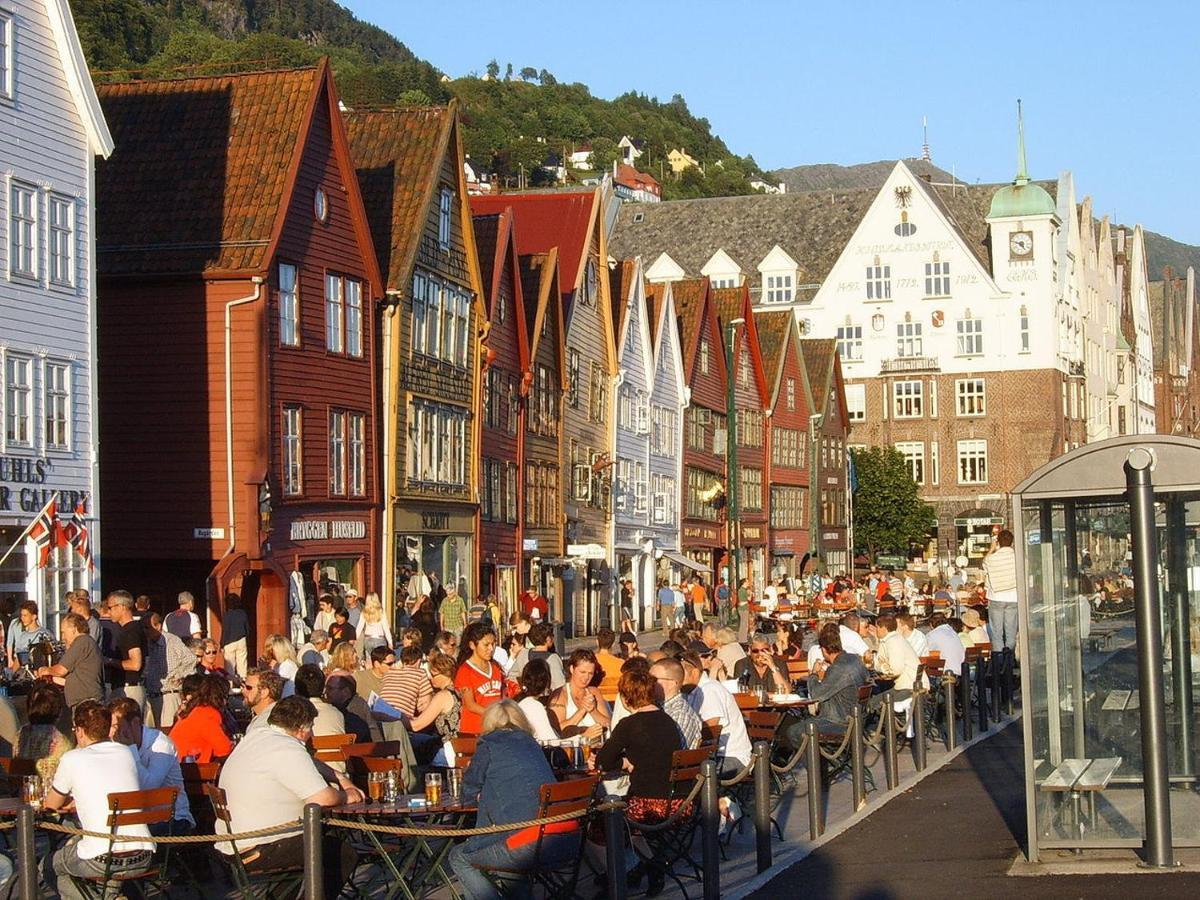 Wesenbergsmauet Apartment Bergen Exterior photo